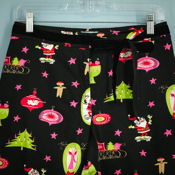 ITW by Claude Brown Size 4 Black Christmas Santa Ornament Straight Leg Pants - Picture 2 of 6